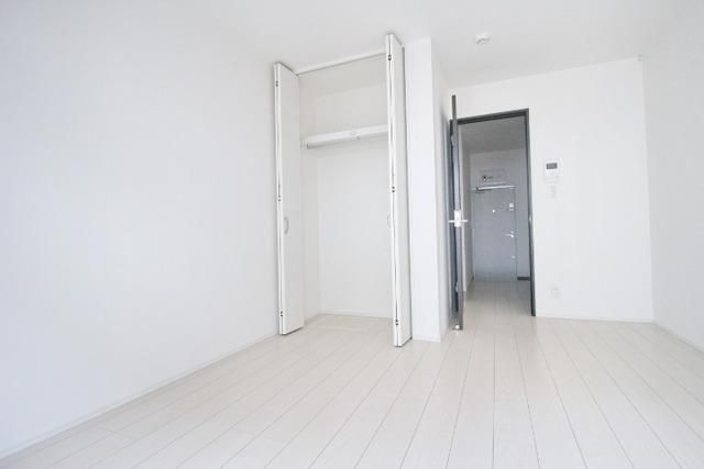 その他部屋・スペース　使い勝手のいい７帖の洋室