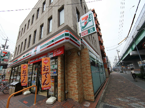 コンビニ　セブンイレブン名古屋尾頭橋店（コンビニ）まで115m
