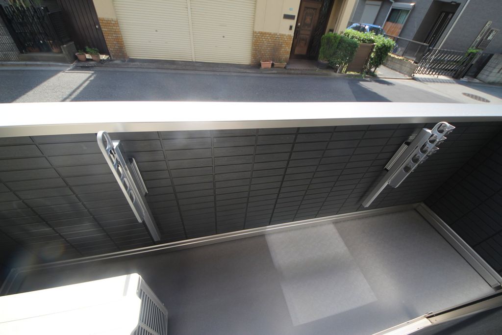 バルコニー　バルコニー