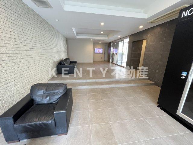 エントランス　建物の内部です