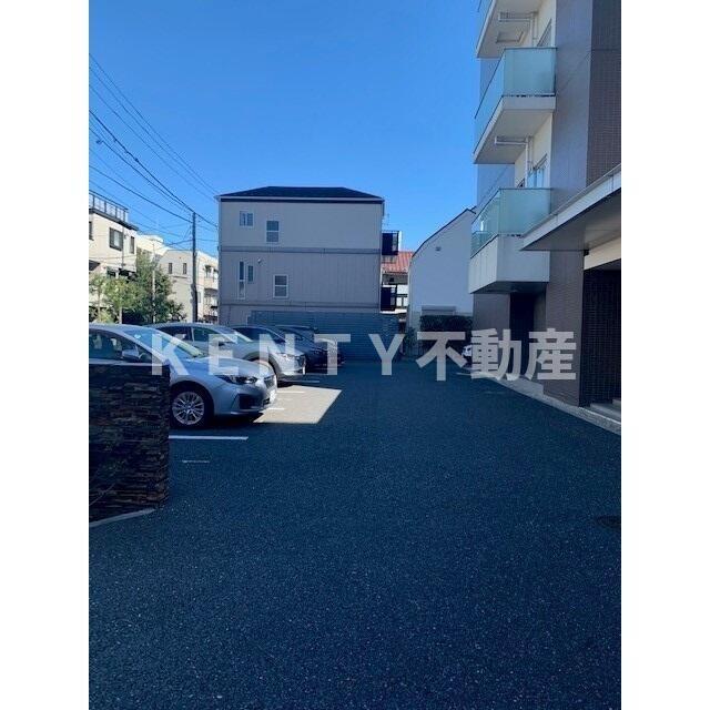 駐車場　カースペースがあります