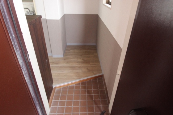 玄関　※他のお部屋の写真です。