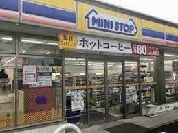 コンビニ　ミニストップ江戸川千葉街道店（コンビニ）まで130m