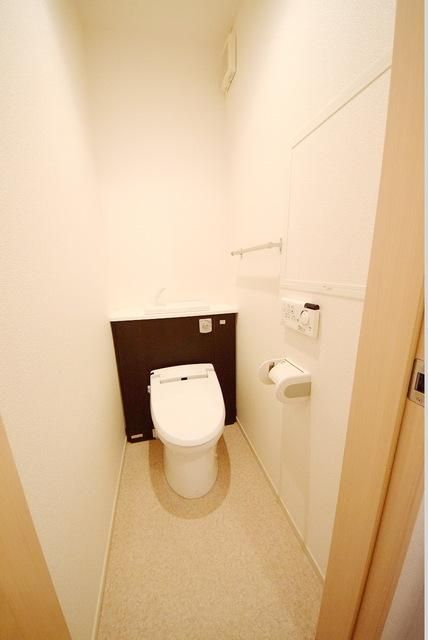 トイレ　ウォシュレット♪