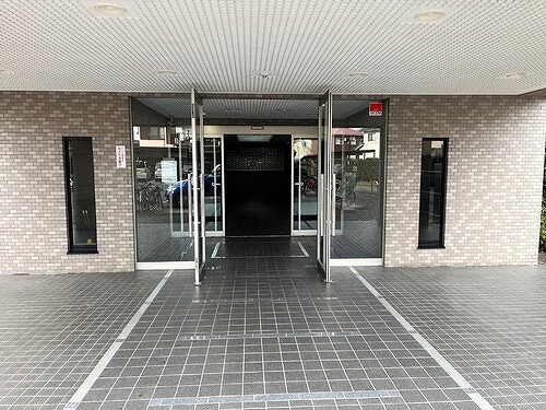 エントランス　エントランス　※前回募集時2025年2月の写真