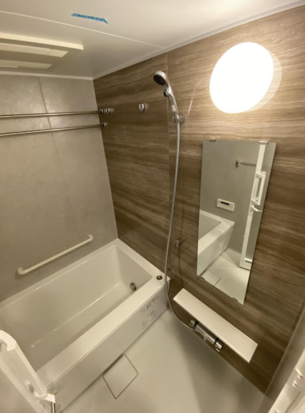 バス・シャワールーム　別部屋の写真を使用しております。