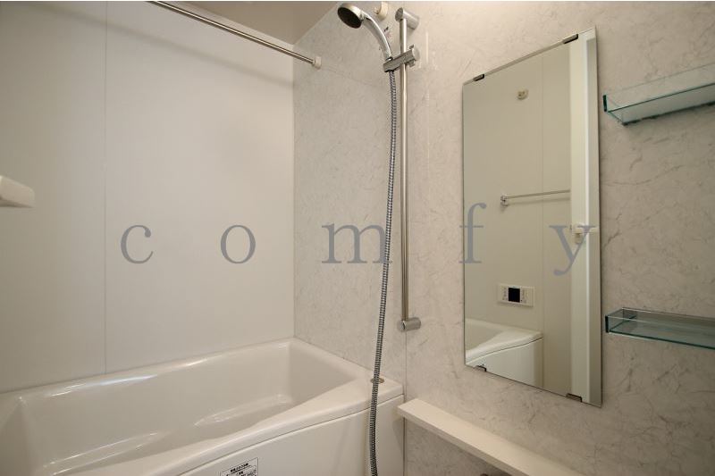 バス・シャワールーム　追炊き・浴室乾燥機付きバス