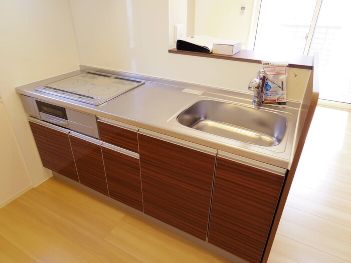 キッチン　カウンターキッチン(IH          付き)