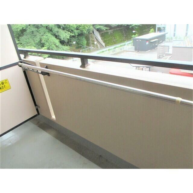 バルコニー　（2006）