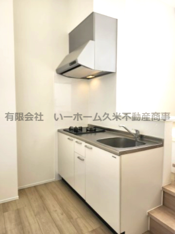 キッチン　コンパクトなキッチンで掃除もラクラク