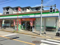 コンビニ　ファミリーマート大田池上徳持店（コンビニ）まで184m