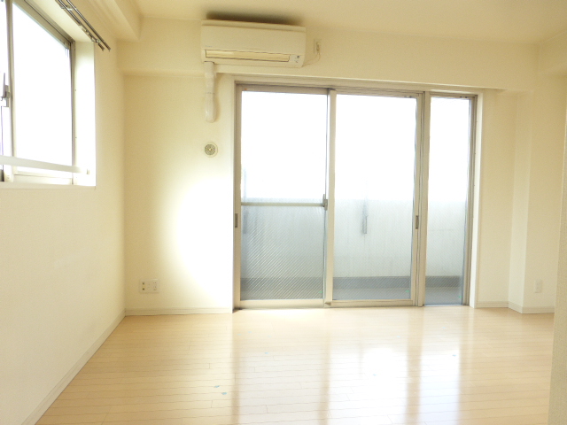 居室・リビング　居室※別部屋参考写真