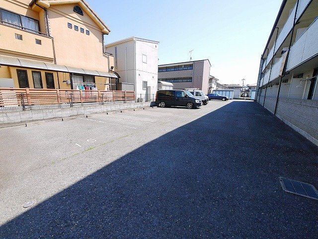 その他共有部分　駐車スペースもあります