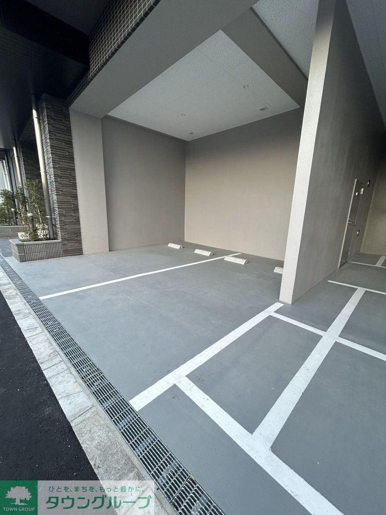 駐車場　駐車場