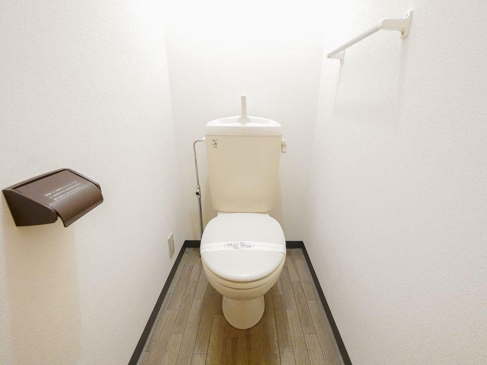 トイレ　トイレはやさしく落ち着いた雰囲気☆☆