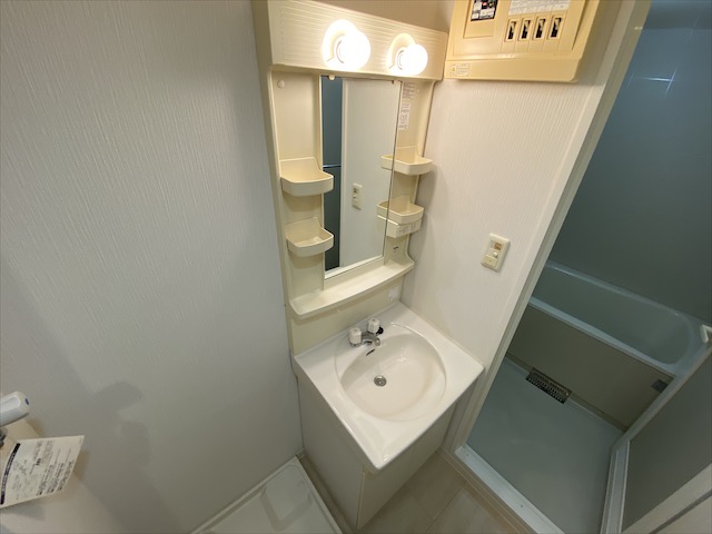 洗面設備　独立洗面化粧台付き☆