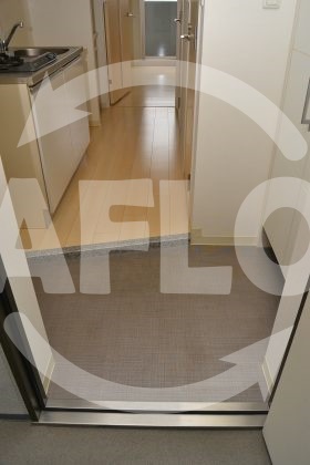 玄関　トレヴァンス梅田　玄関