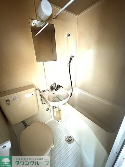 バス・シャワールーム