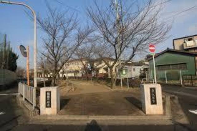 公園　楠根川緑地（公園）まで568m