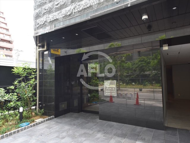 エントランス　プレサンス北浜オリジン　エントランス