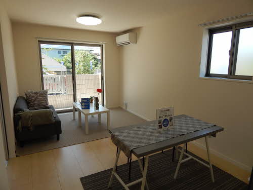 バルコニー　※家具等は設備ではございません。※同型　現況優先