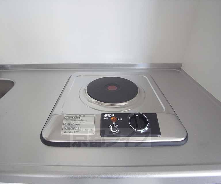 キッチン　電熱コンロです。