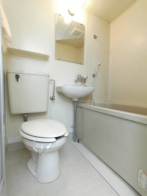 バス・シャワールーム