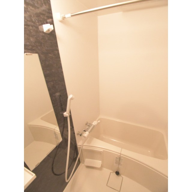 バス・シャワールーム　日々の疲れを癒すお風呂付です