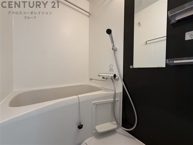 バス・シャワールーム　バストイレ別です！