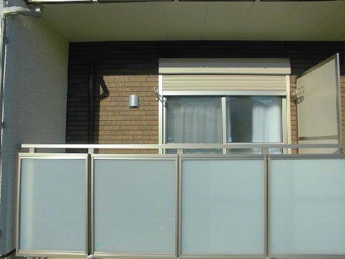 バルコニー　シャッター付き