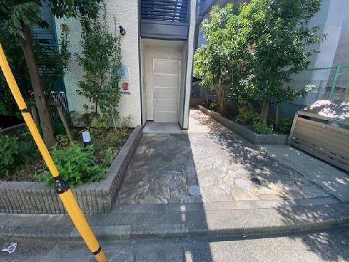 エントランス　オートロックゲート