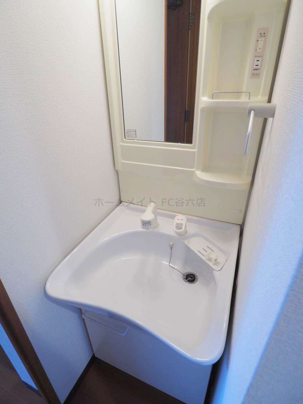 洗面設備　ラナップスクエア大阪城西