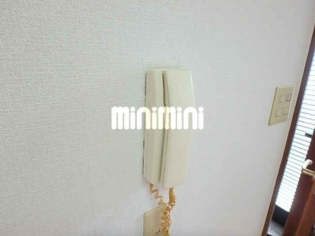 セキュリティ　退去後モニター付きインターホンにリニューアルされます。