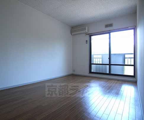 その他部屋・スペース　広々室内です。