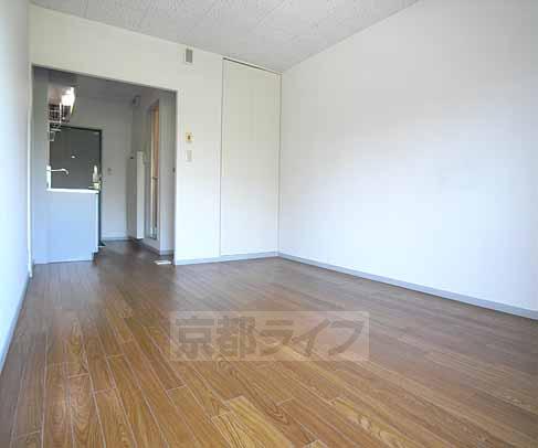 居室・リビング　綺麗な室内です