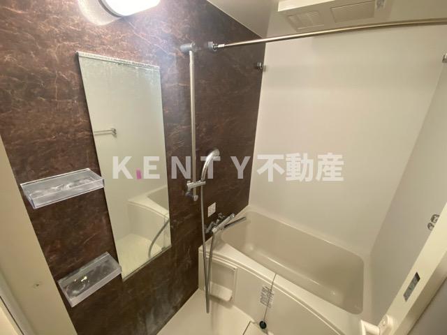 バス・シャワールーム　日々の疲れを癒すお風呂付です