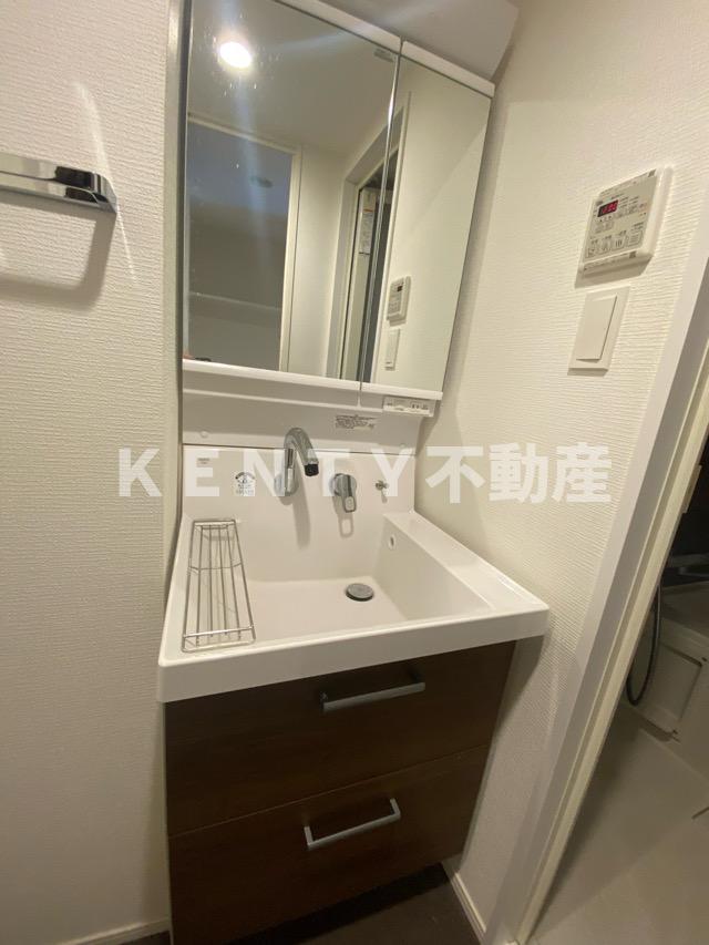 洗面設備　忙しい朝には欠かせない洗面所です