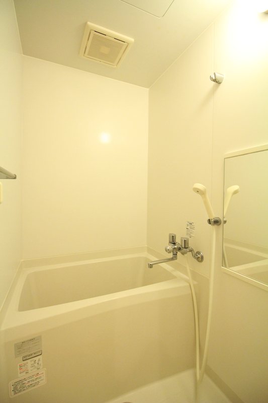 バス・シャワールーム　別号室の参考写真です。