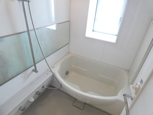 バス・シャワールーム　バス※別部屋参考写真