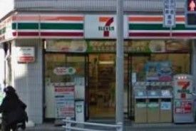 コンビニ　セブンイレブン台東入谷1丁目店（コンビニ）まで59m