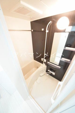 バス・シャワールーム　お風呂です