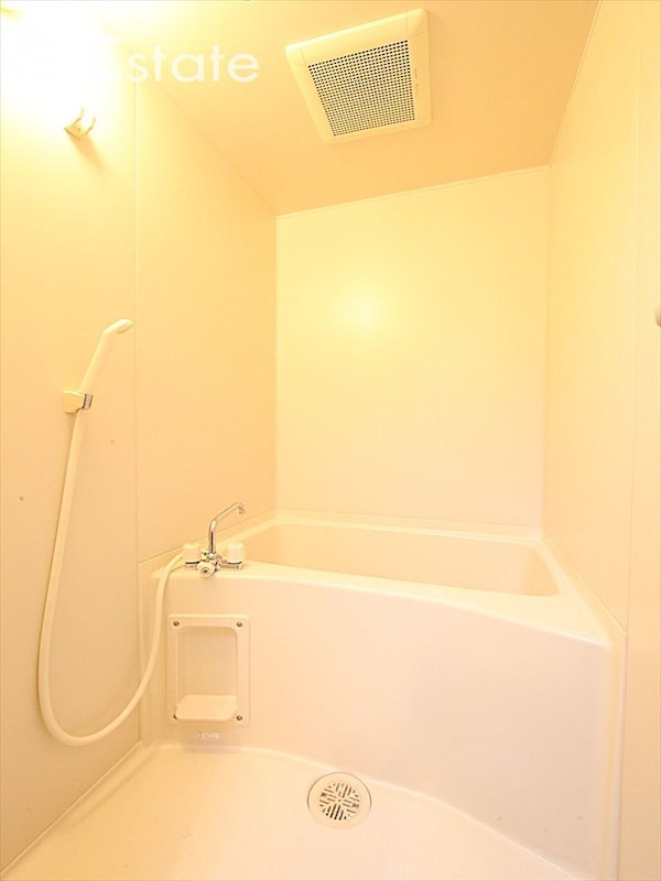 バス・シャワールーム　バスルーム