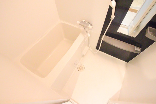 バス・シャワールーム　※別室の参考写真の為、現況優先です。