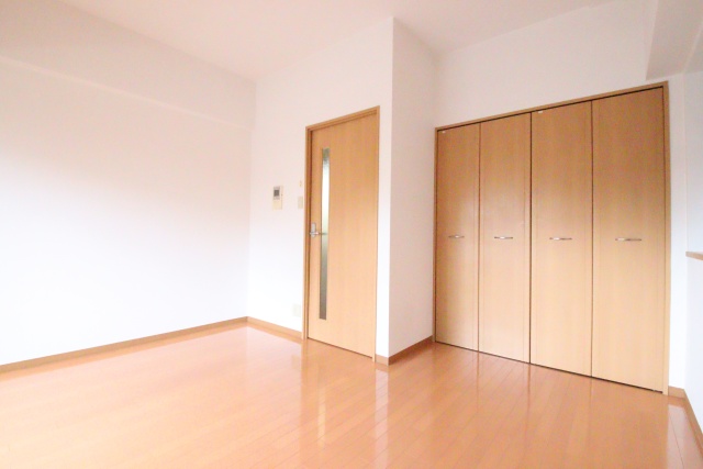 居室・リビング　※別室の参考写真の為、現況優先です。