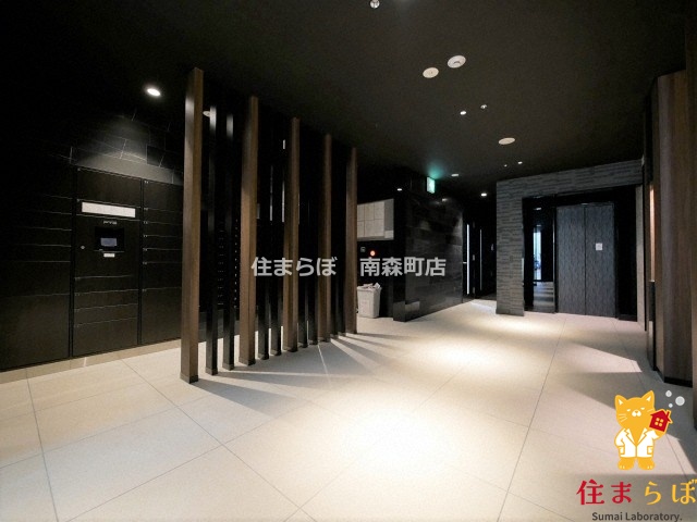 エントランス　共用部の印象も大切に