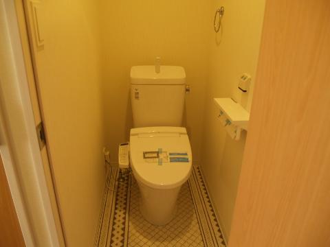 トイレ　トイレ