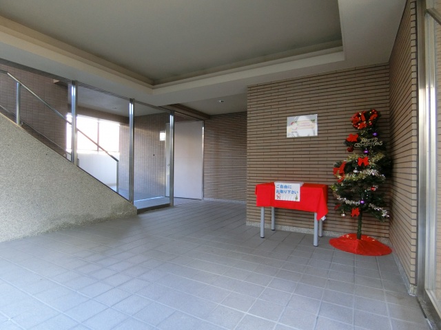 エントランス　エントランス