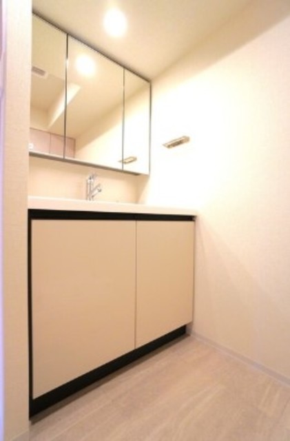 洗面設備　同仕様