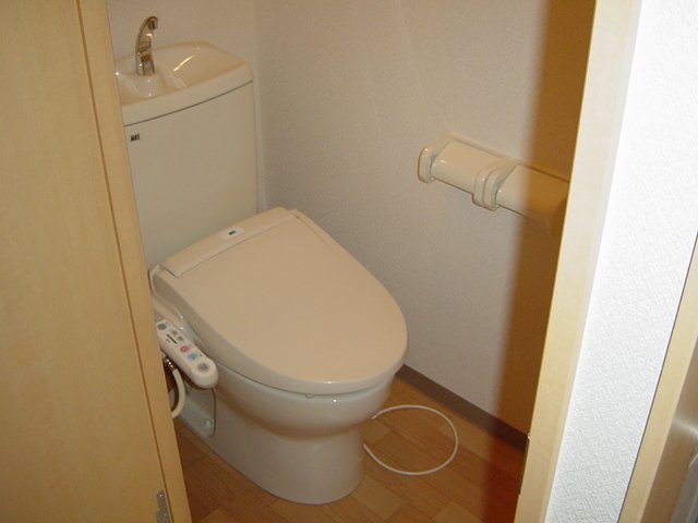トイレ　シャワー付トイレ