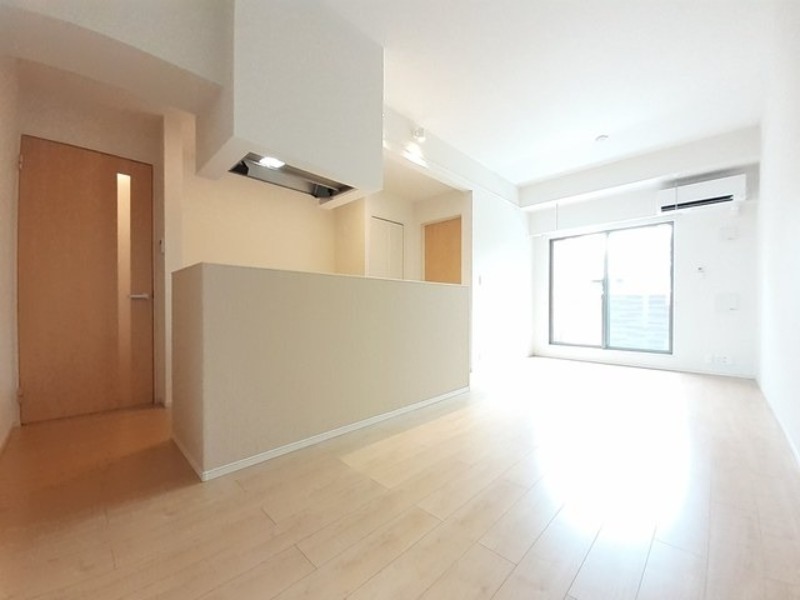 居室・リビング　図面と現状に相違がある場合には現状を優先